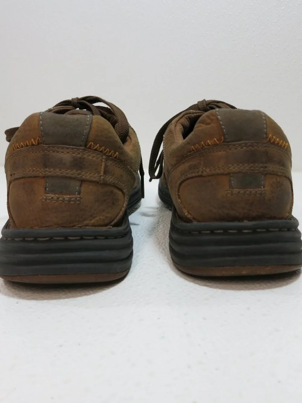 Dunham New Balance Leather Casual Comfort Footwear Oxfords Shoes Sz 9.5 D